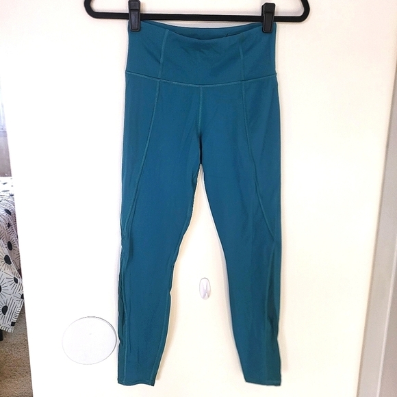 VGUC Athleta Lightening 7/8 Tight Bullard Teal Green Xsmall - Picture 3 of 16